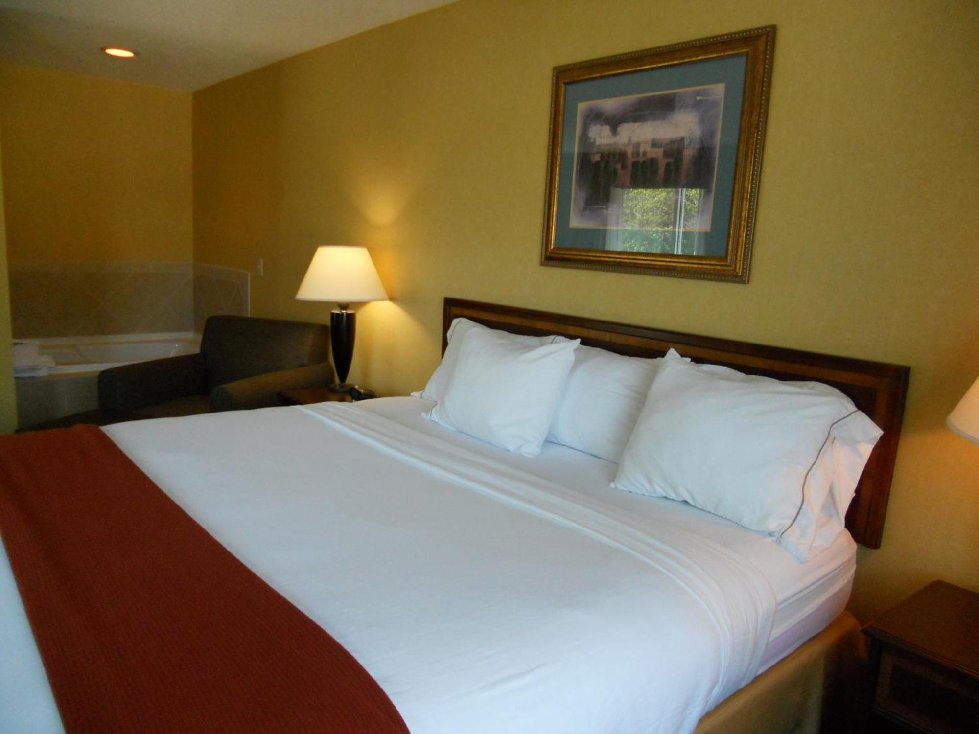 Holiday Inn Express And Suites Hazard By Ihg Bagian luar foto