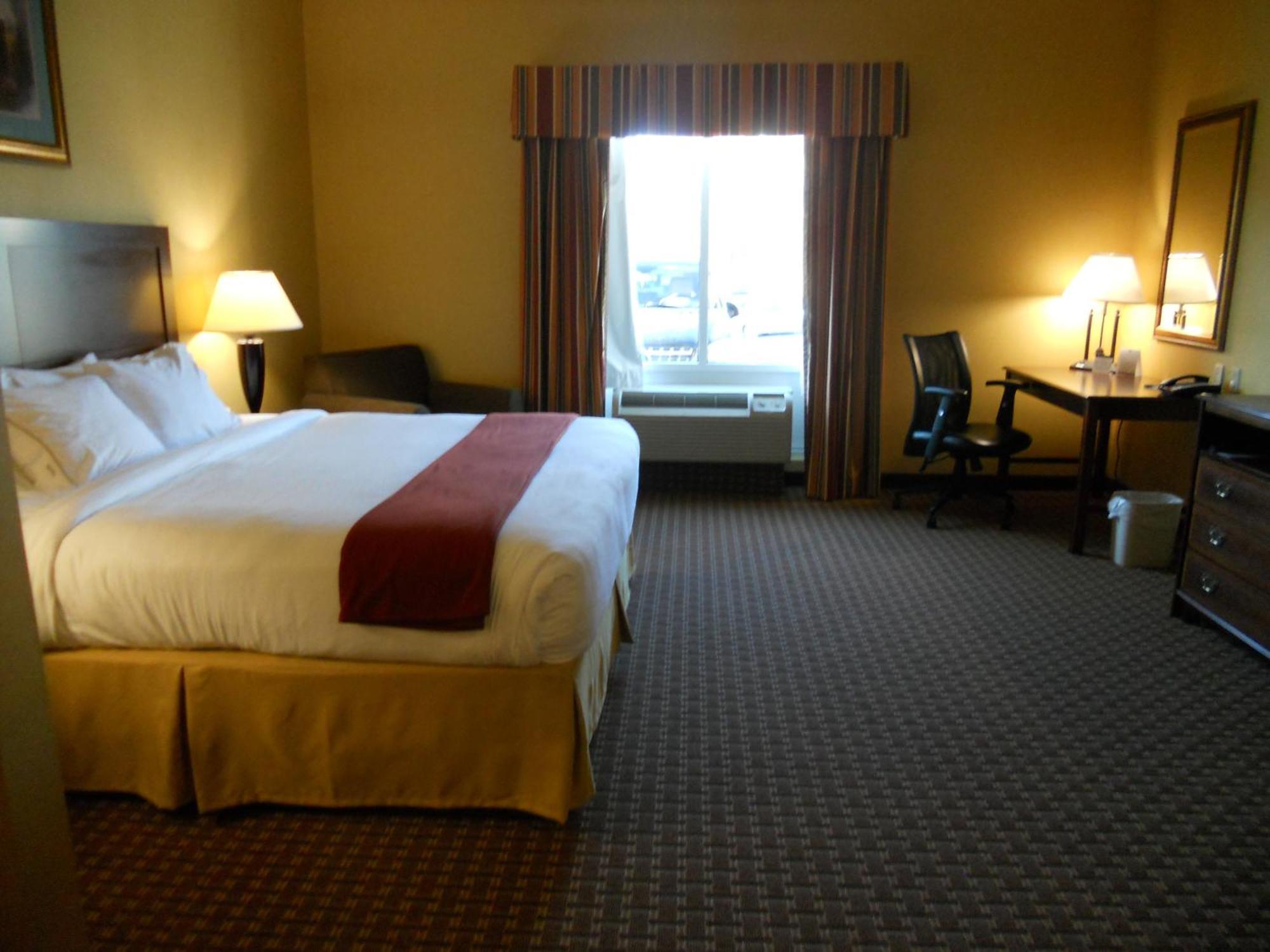 Holiday Inn Express And Suites Hazard By Ihg Bagian luar foto