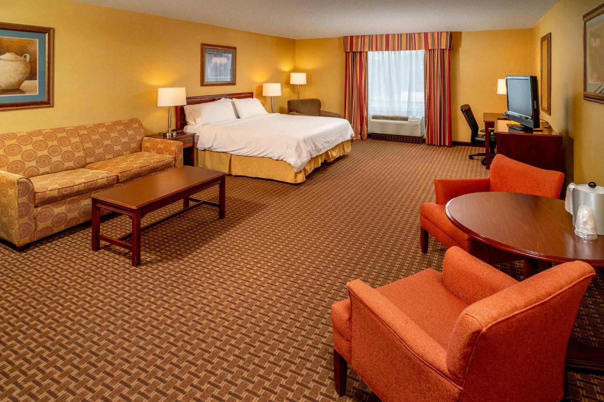 Holiday Inn Express And Suites Hazard By Ihg Bagian luar foto